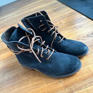 Brand new Josef Seibel boots (blue suede)